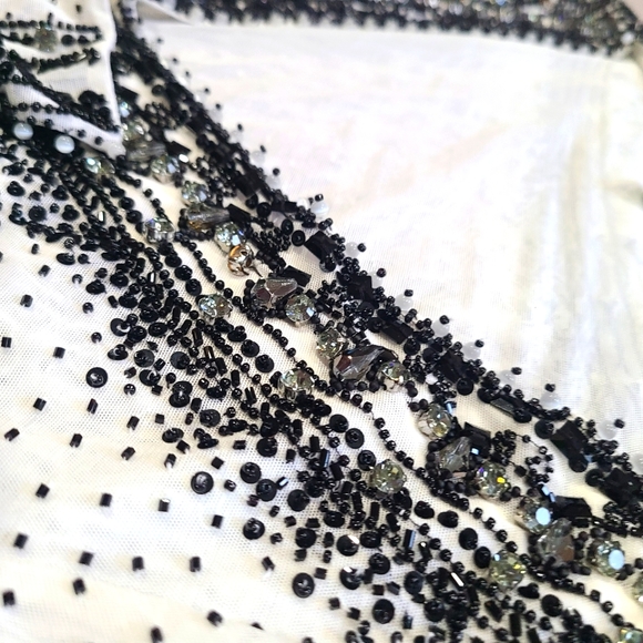 Escada Black/ White Embellished Beaded Stretch V-neck Long Sleeve Fitted 38 US 6 - Picture 7 of 11